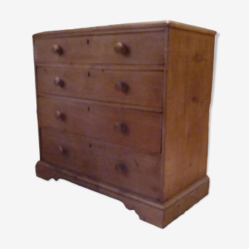 Old English chest of drawers