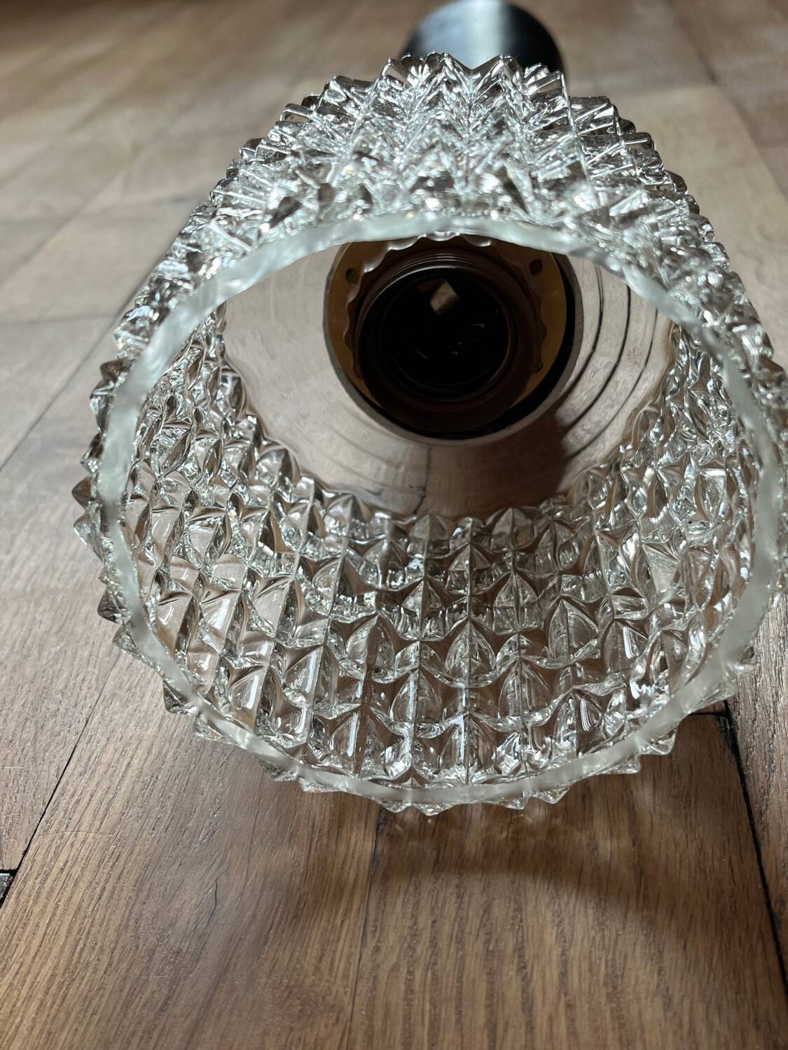 Vintage pendant light in chiseled glass and steel tube from the 70s