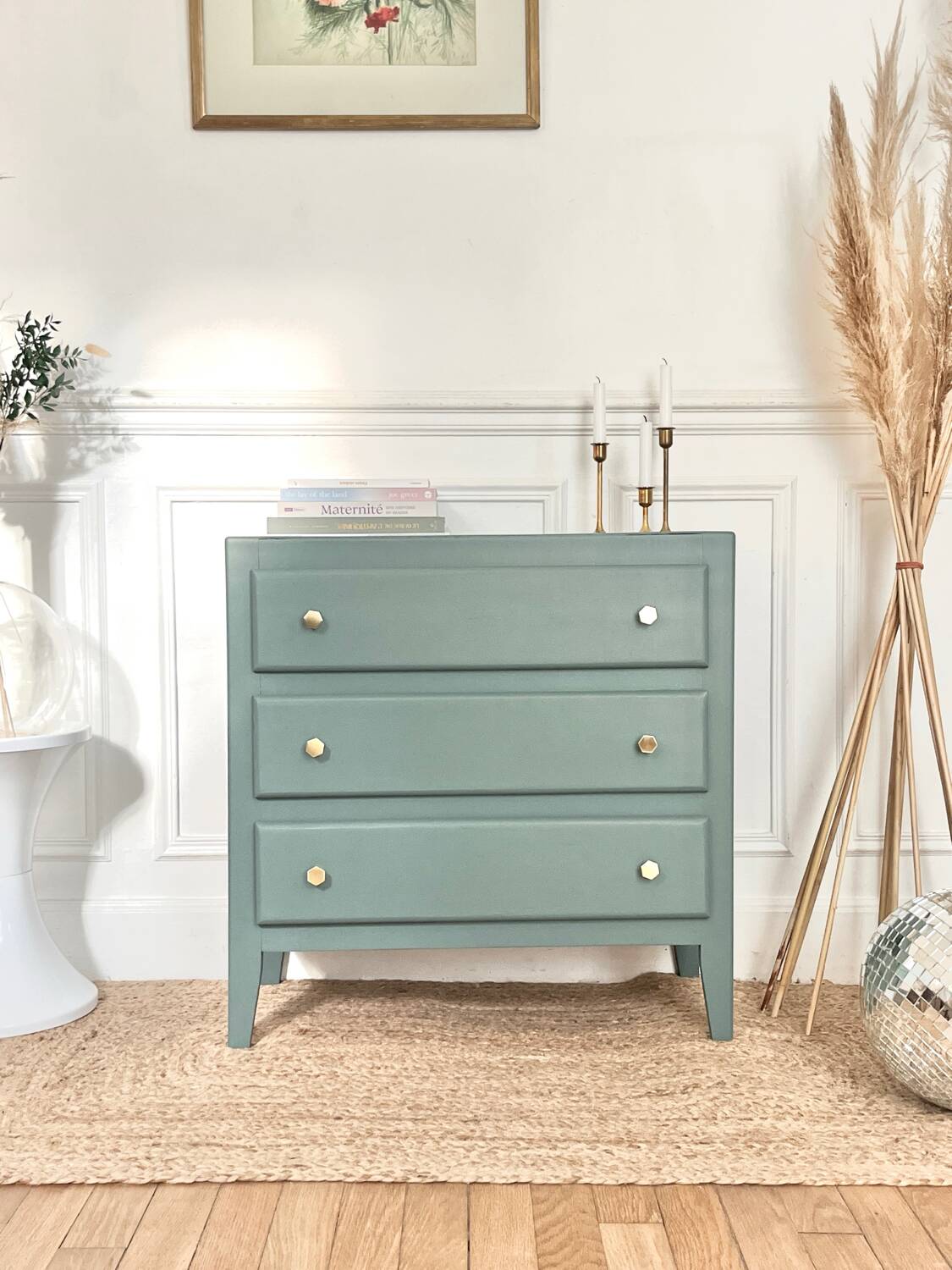 Vintage chest of drawers