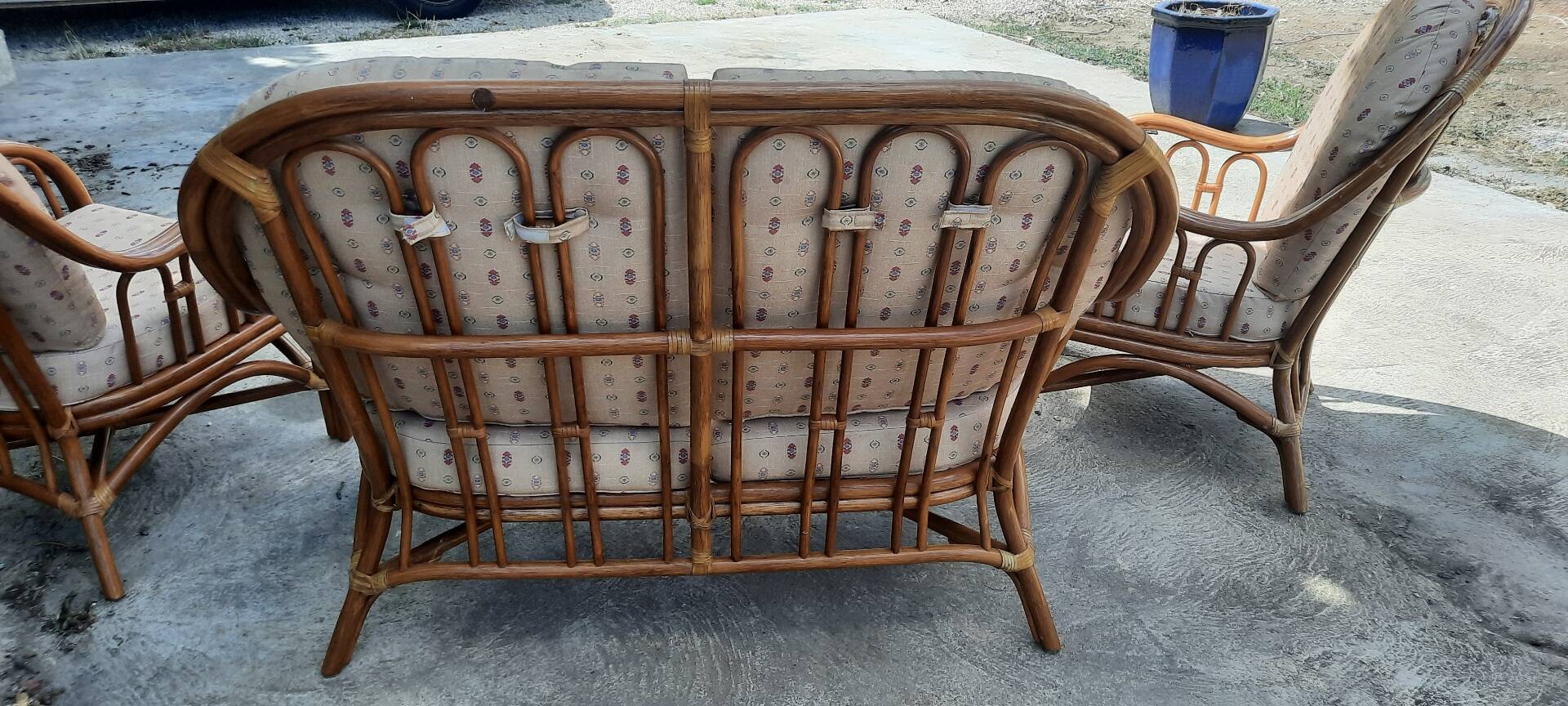 Salon de jardin en rotin