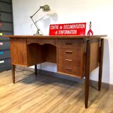 Scandinavian desk