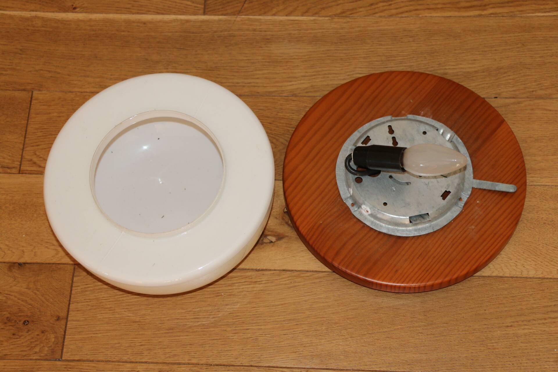Wood and opaline wall/ceiling light