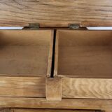 Vintage worker compass feet