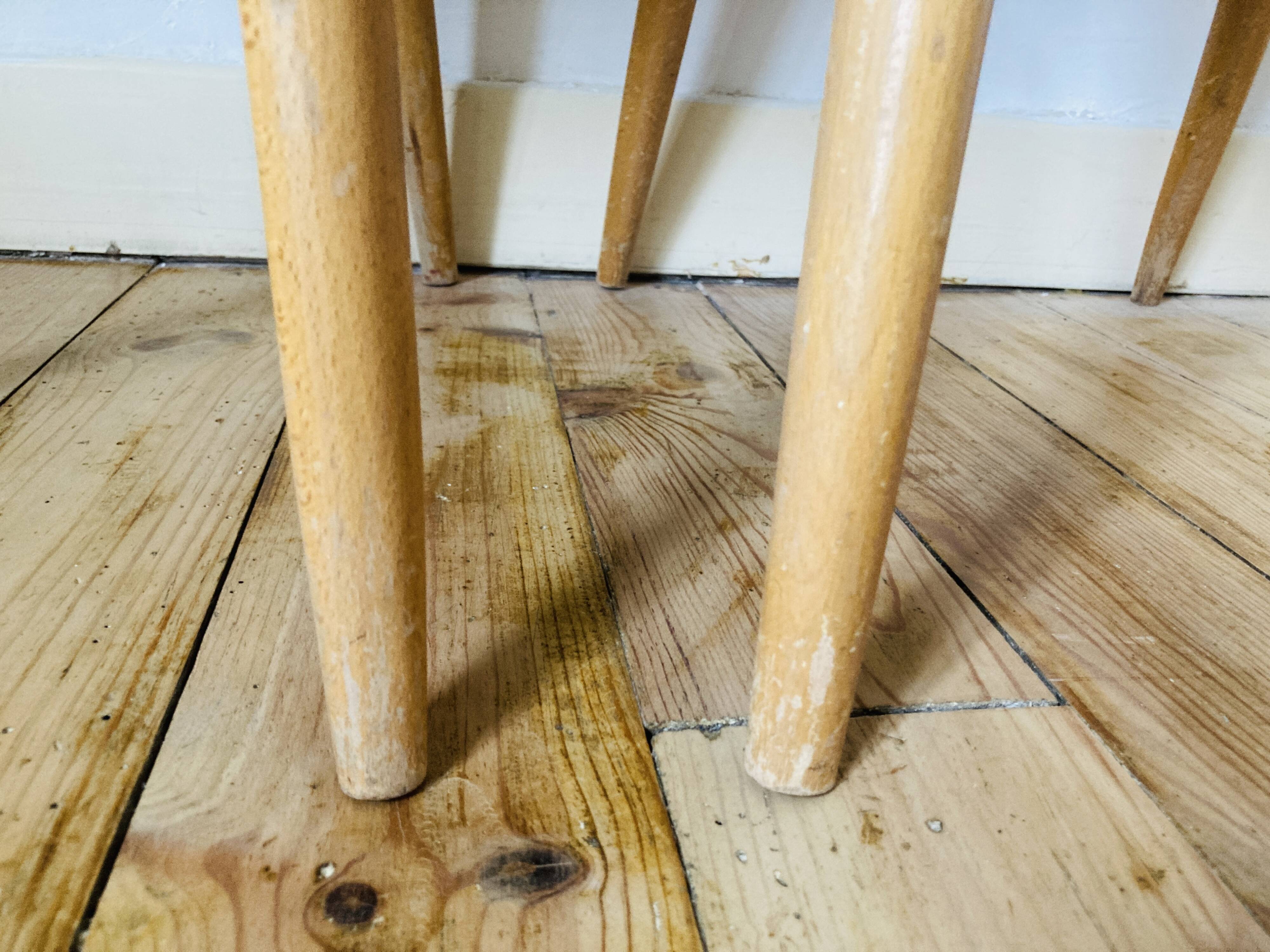 Green scandinavian wooden chairs 60/70