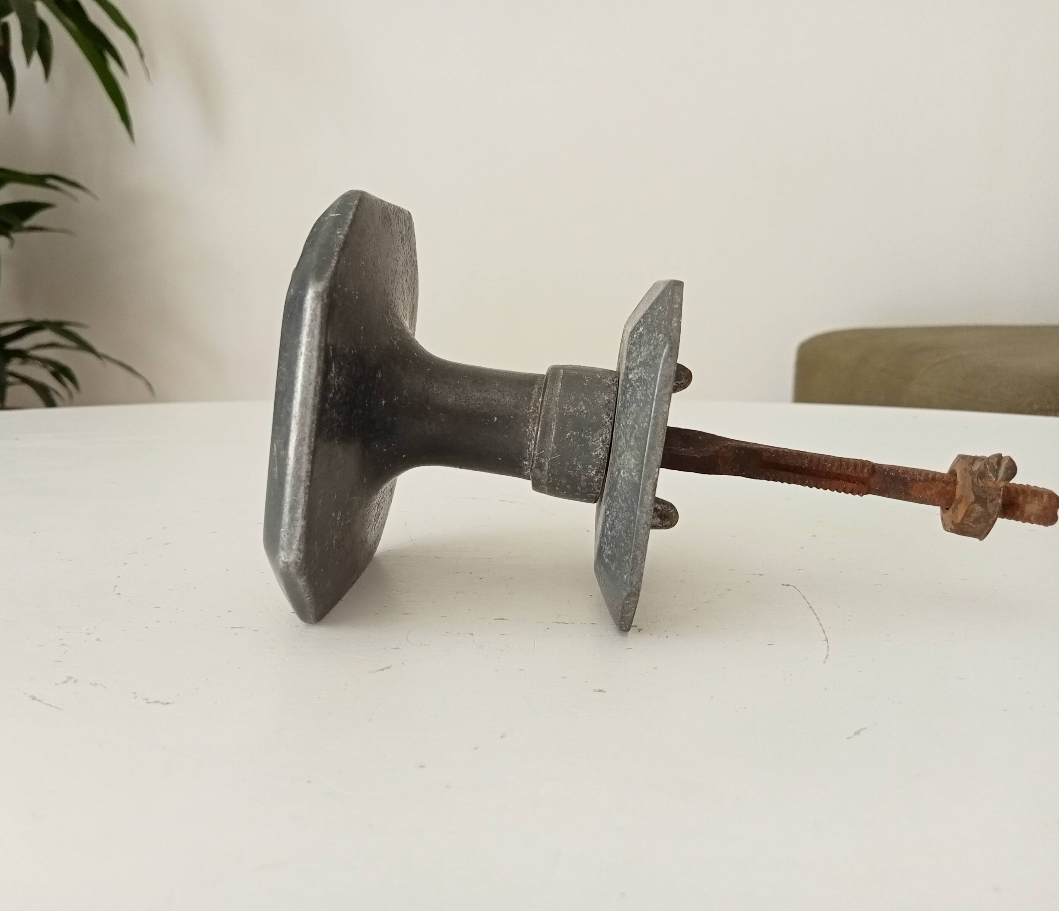 Antique art deco central door handle door pull