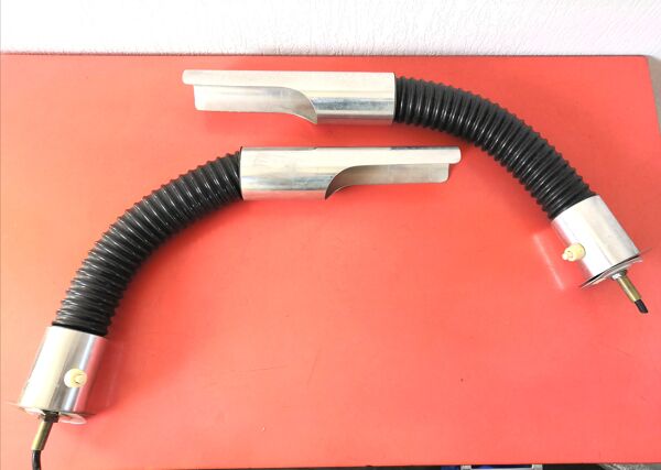 Paire de lampes de lit tuyau flexible design années 70