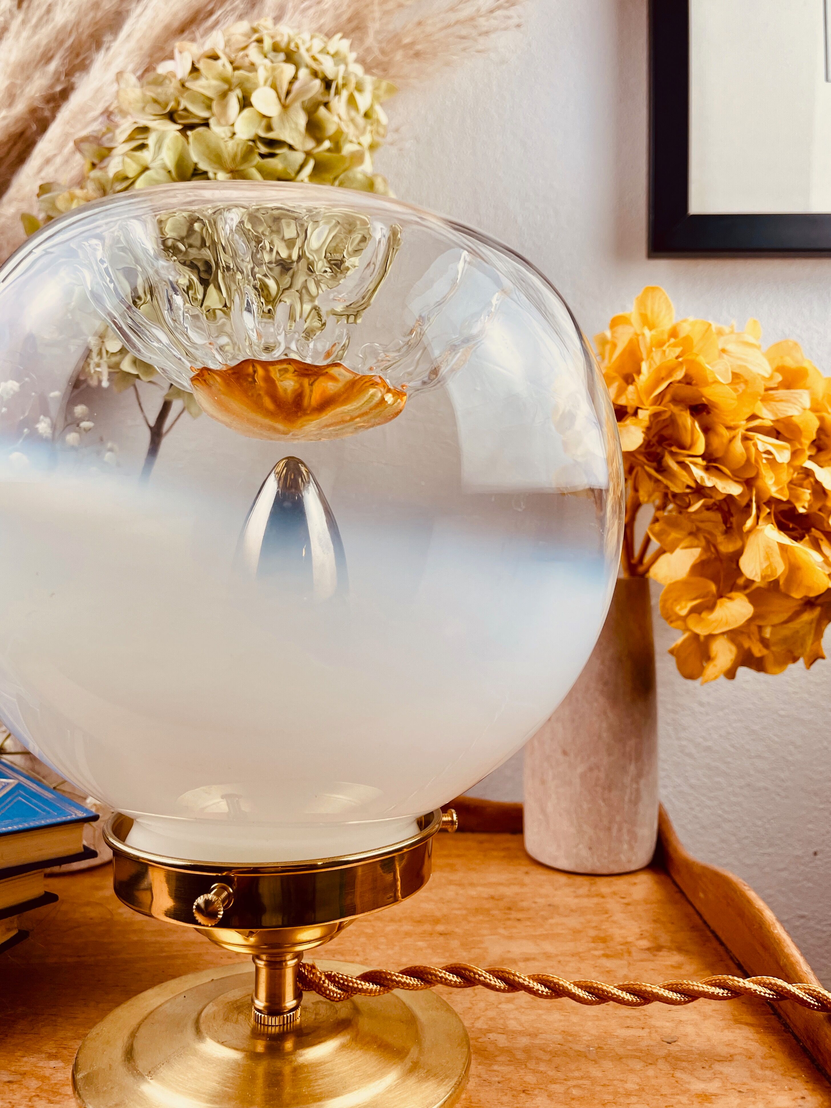 Old globe table lamp bi-color Murano Mazzega in white and orange blown glass