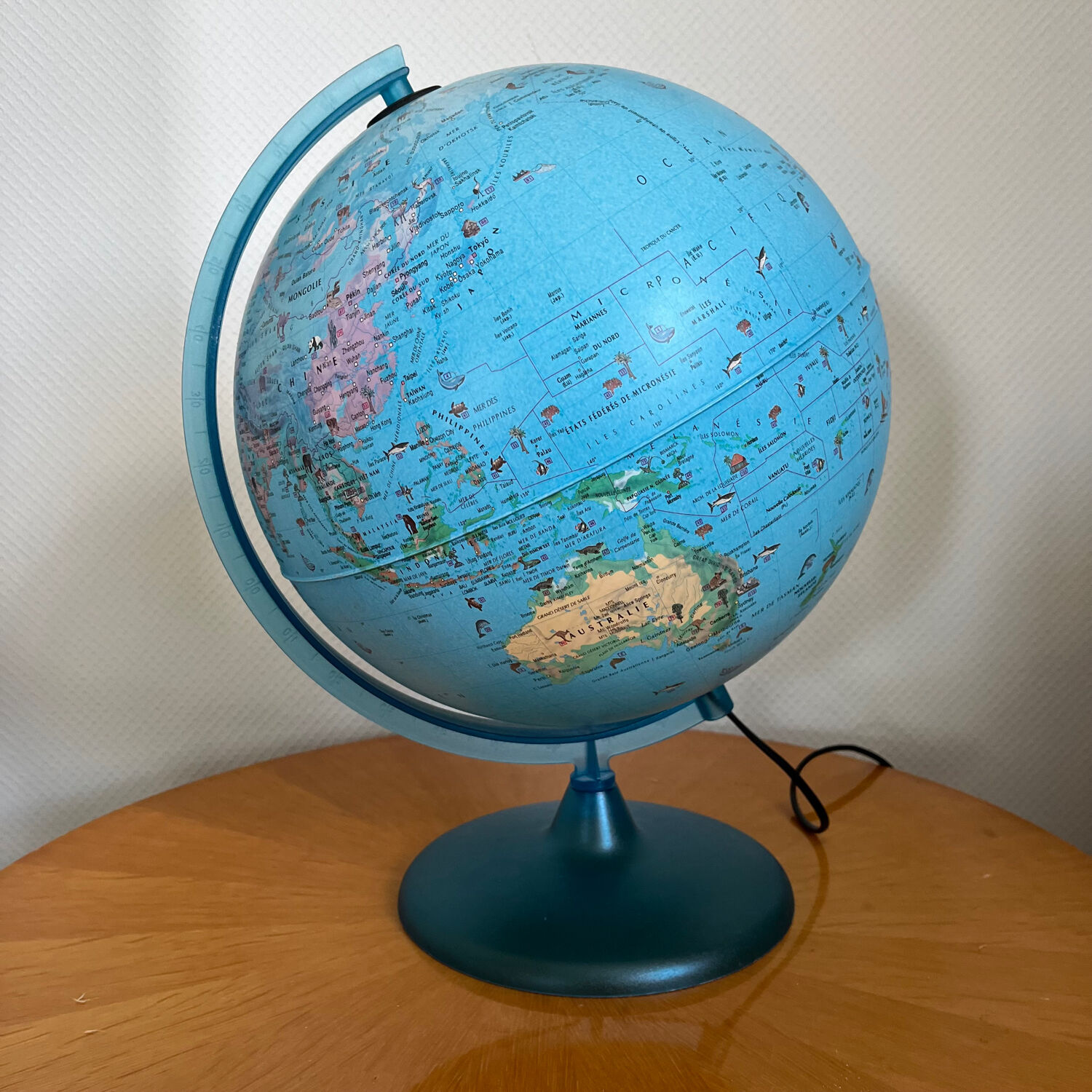 Luminous terrestrial globe 1970