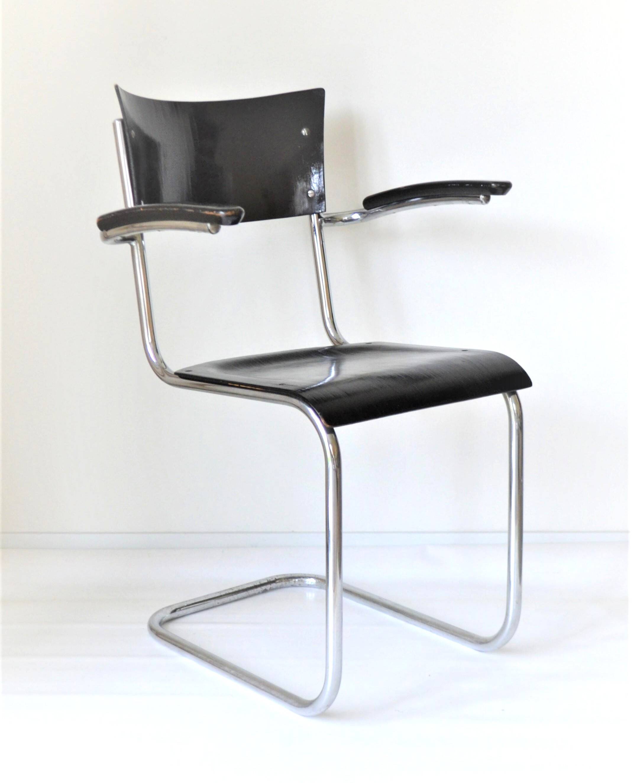1930s Mart Stam chair produced by De Cirkel Amsterdam