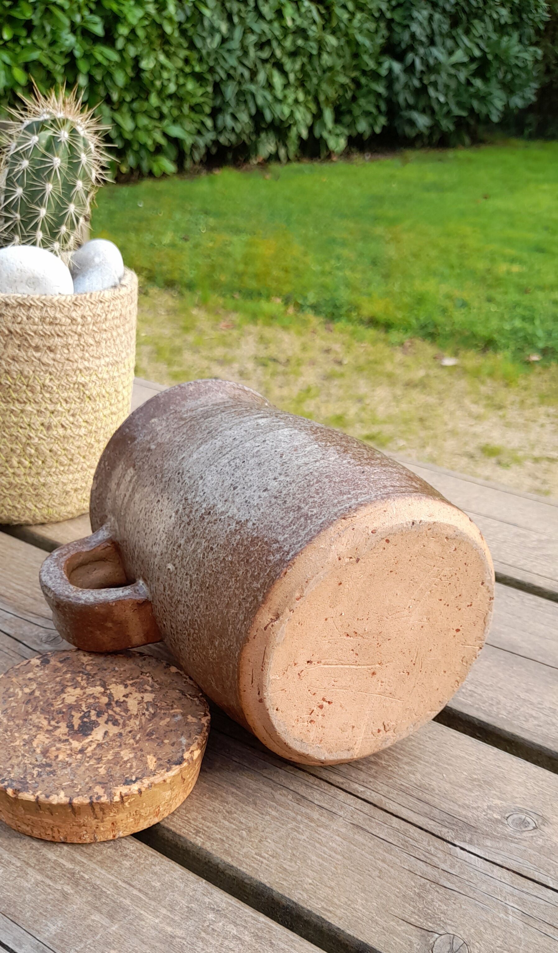 Old condiment pot in glazed pyrity sandstone, with cork lid, mid century