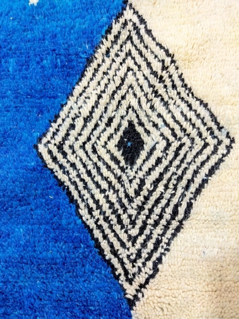 300x190cm Moroccan Berbere Carpet