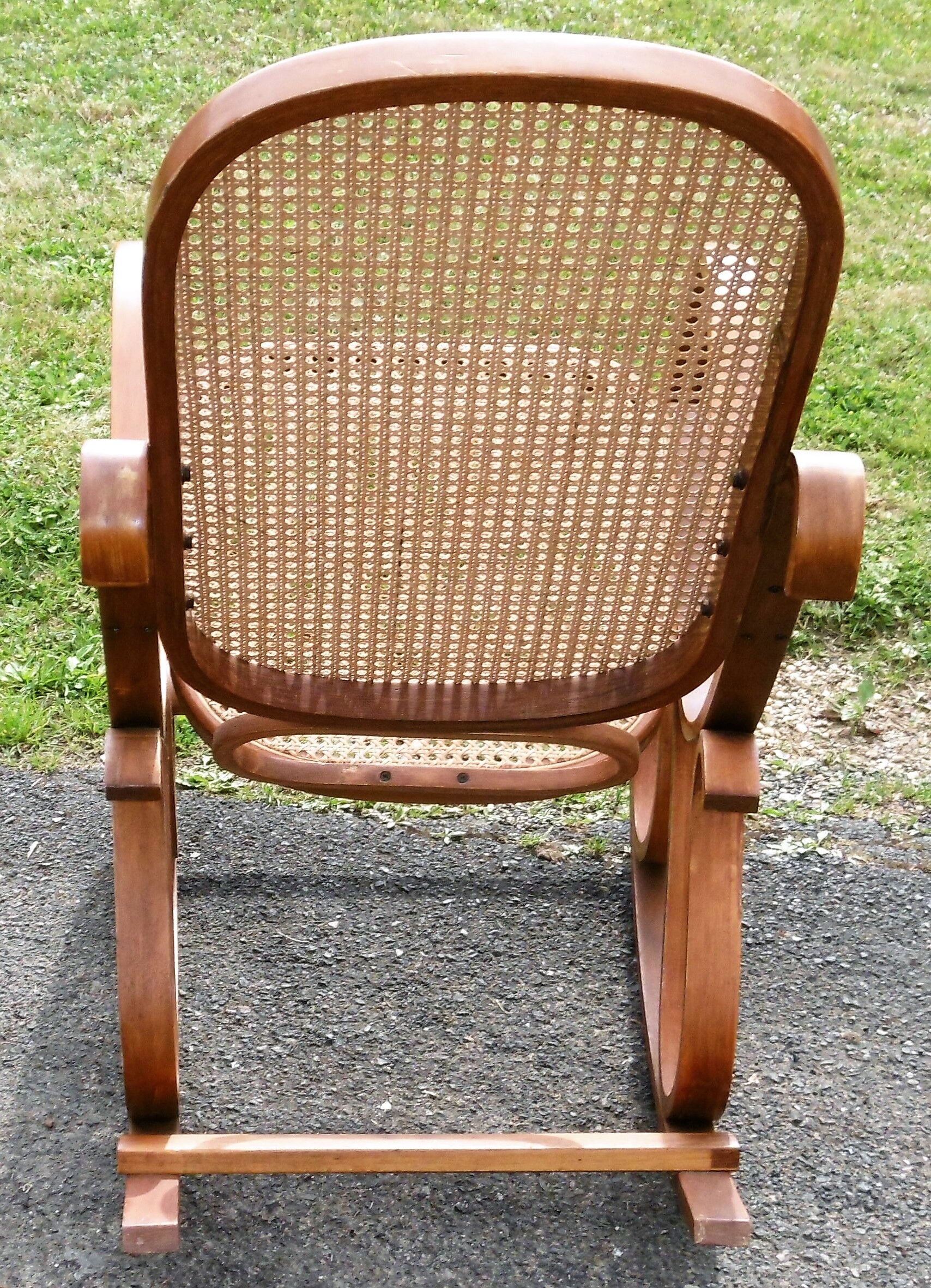 Rocking chair caned