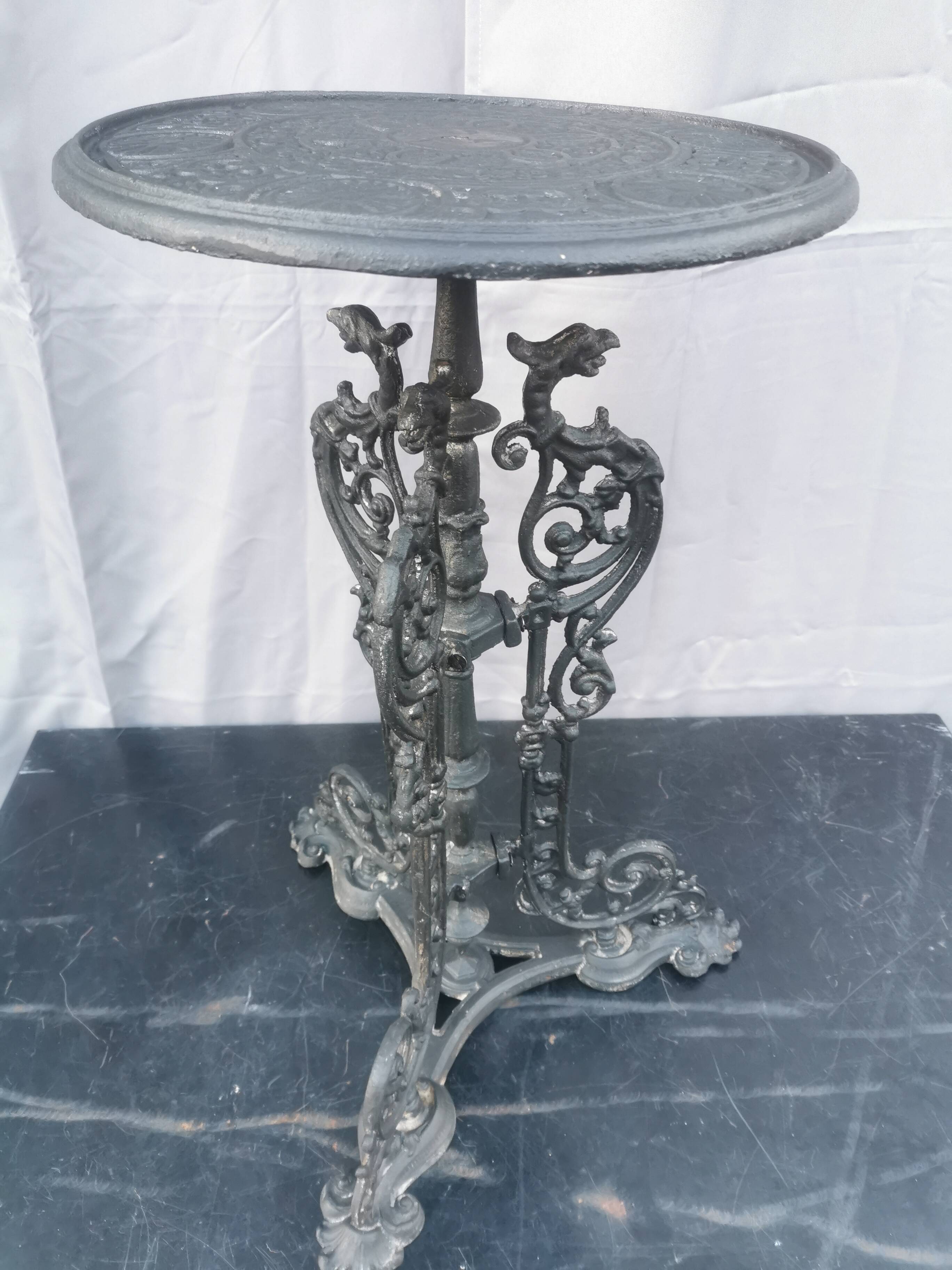 Antique cast iron "Napoleon III" selette