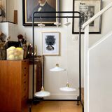 White glass hanging lamp