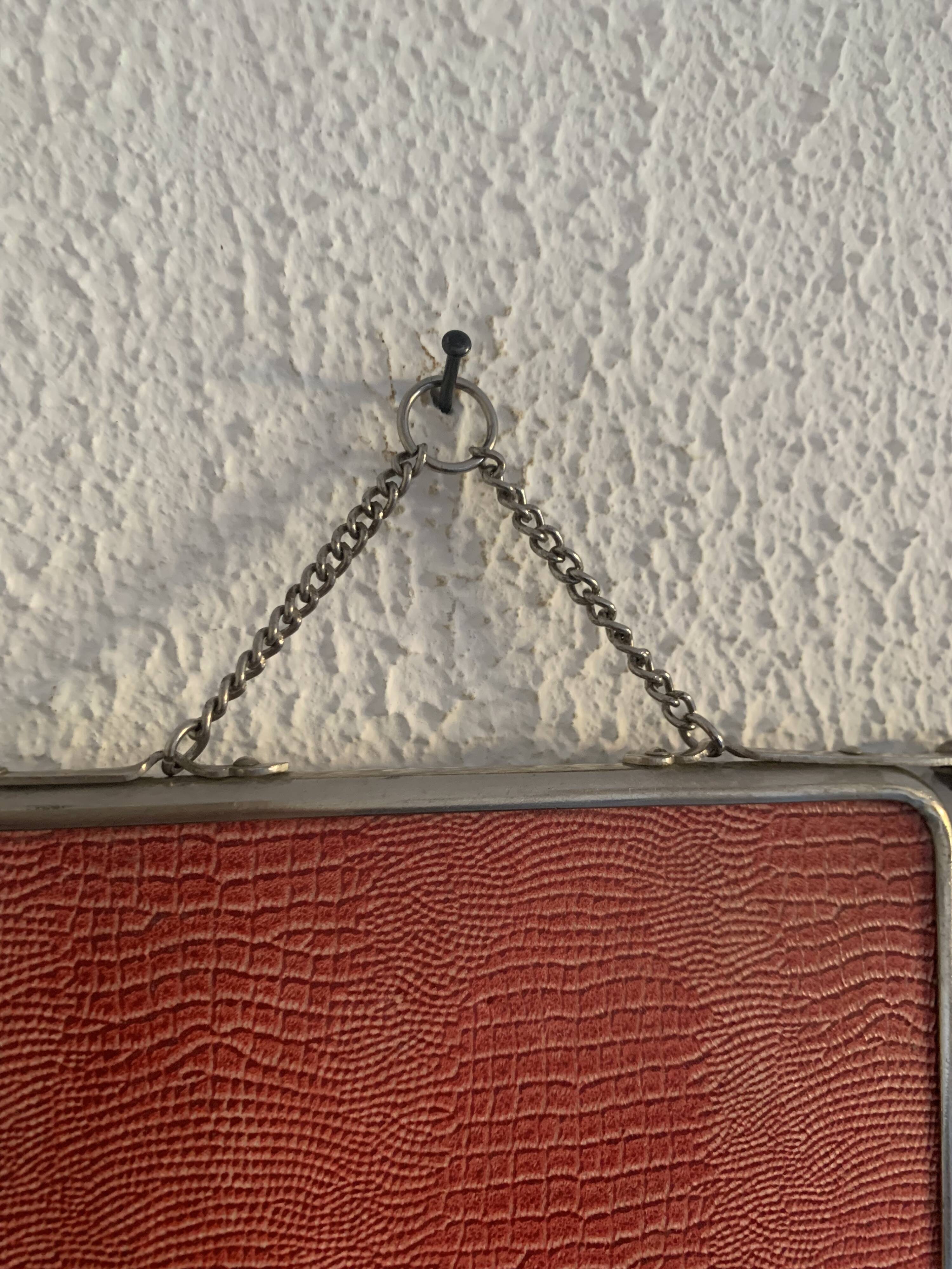 Vintage 1950s beveled barber triptych mirror in grenadine - 21 x 49 cm