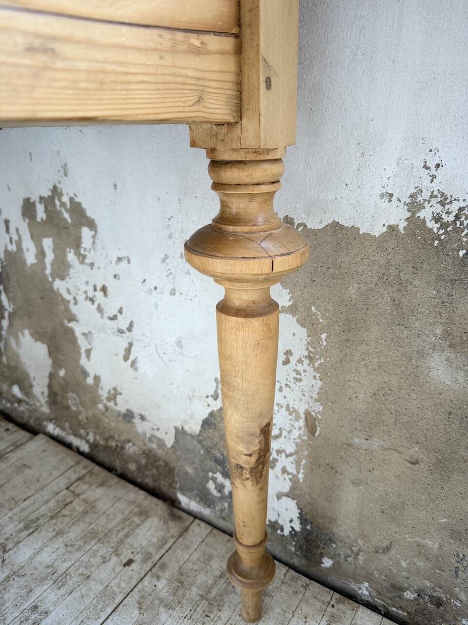 Blonde walnut desk and pine top 1900