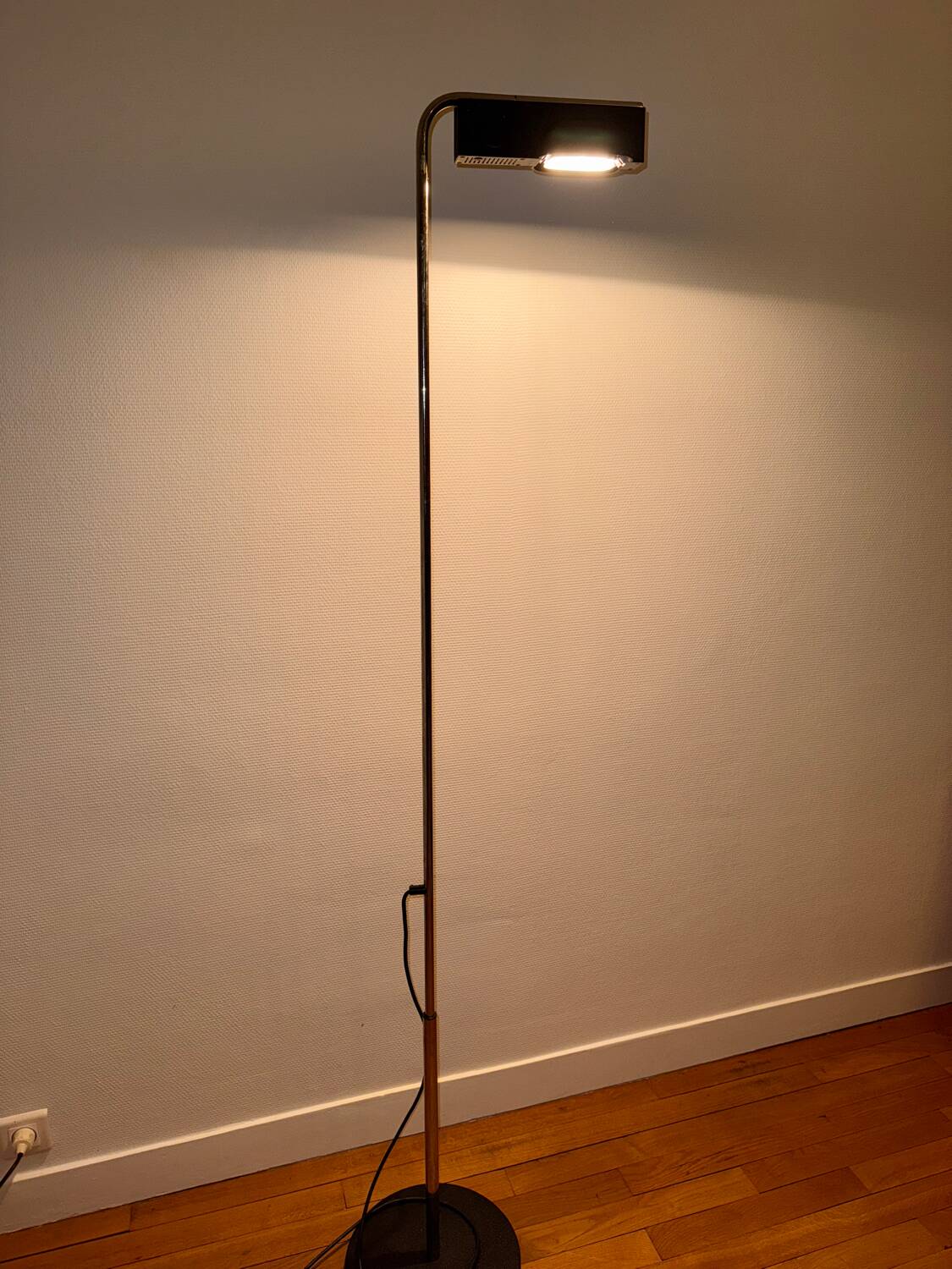 Camera Floor Lamp - Ernesto Gismondi for Artemide
