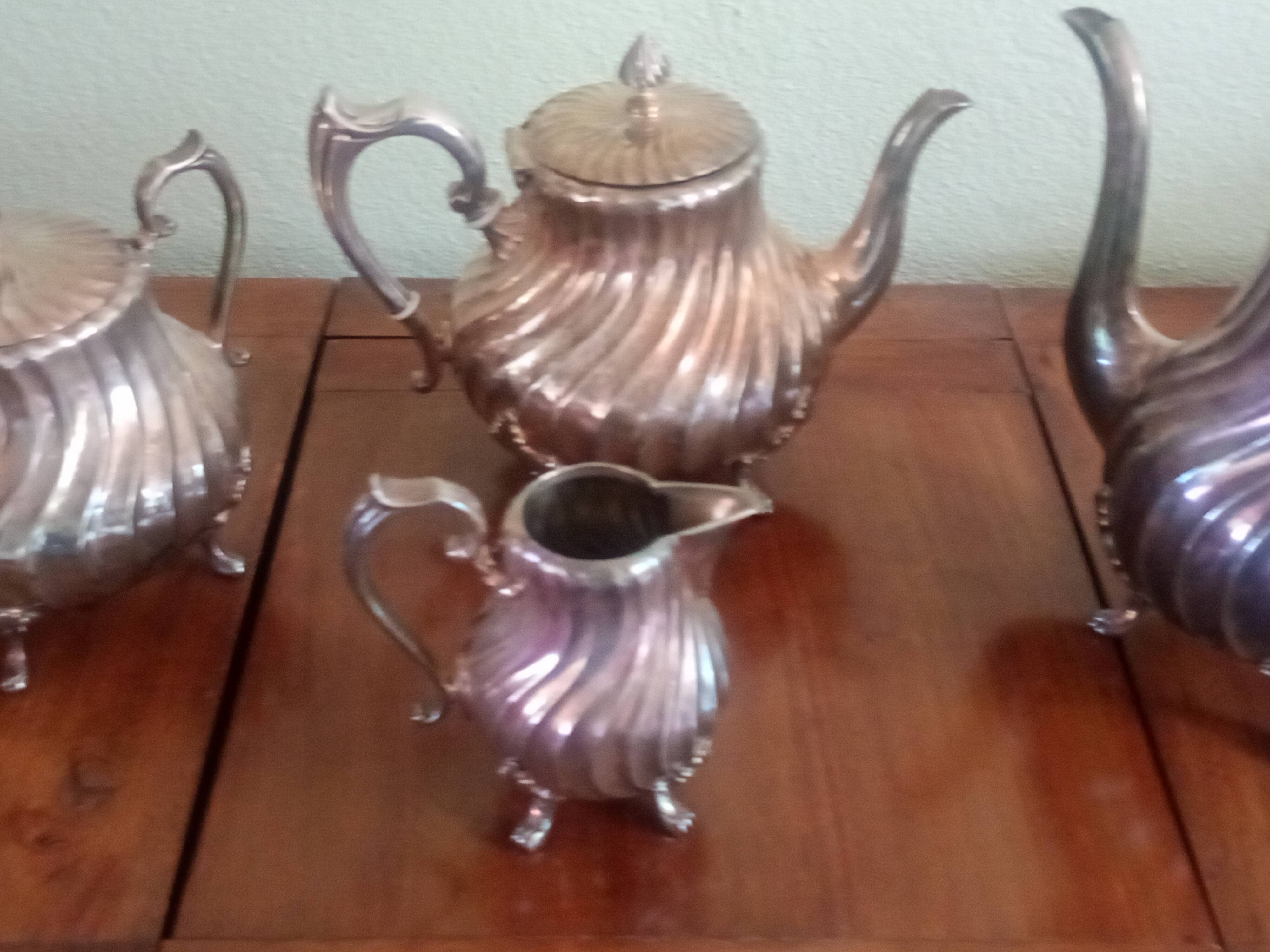 VICTOR SAGLIER - Tea & coffee service - silver-plated wavy Art Nouveau