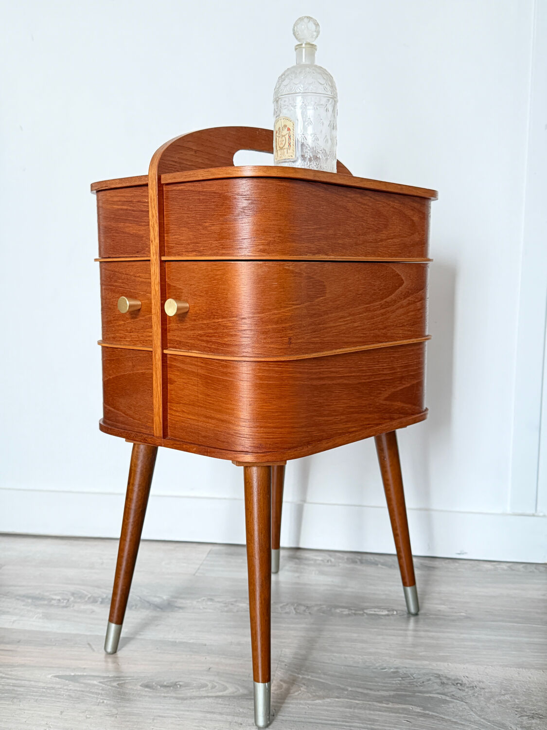 Table de chevet vintage style scandinave
