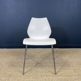 Set of 4 white Maui chairs by Magistretti for Kartell 2000s Italy