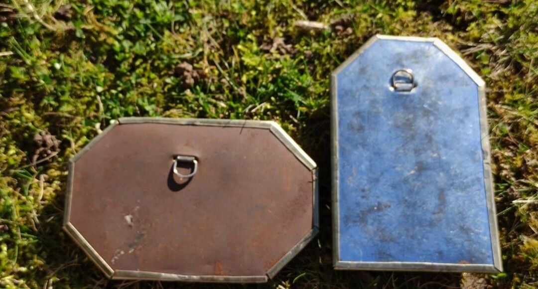 Duo de miroirs en métal argenté