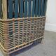 Caisse de rangement rotin et plastique