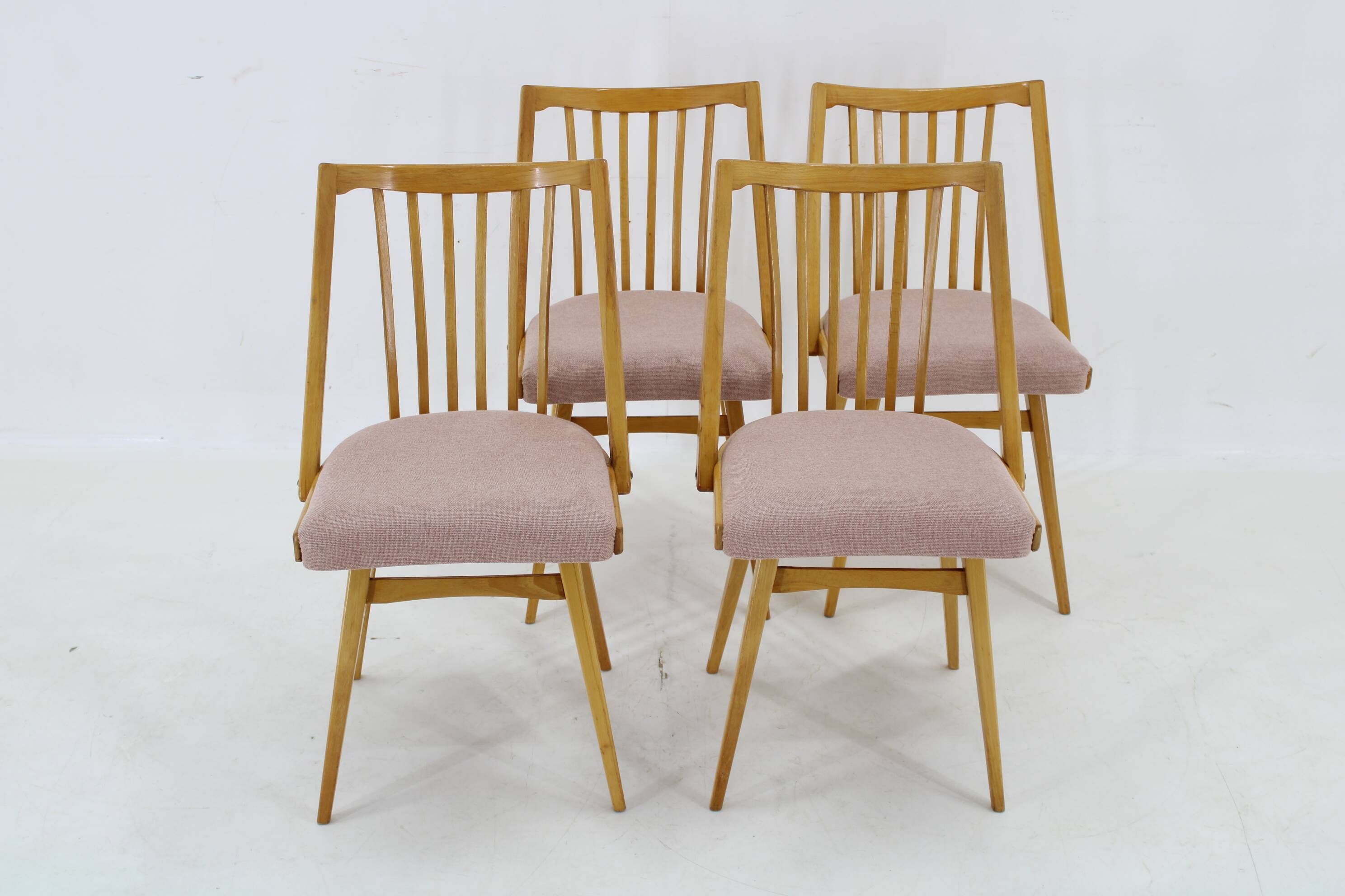 1960s Antonin Suman Set of Four Dining chairs in Beech Wood , Czechoslovakia