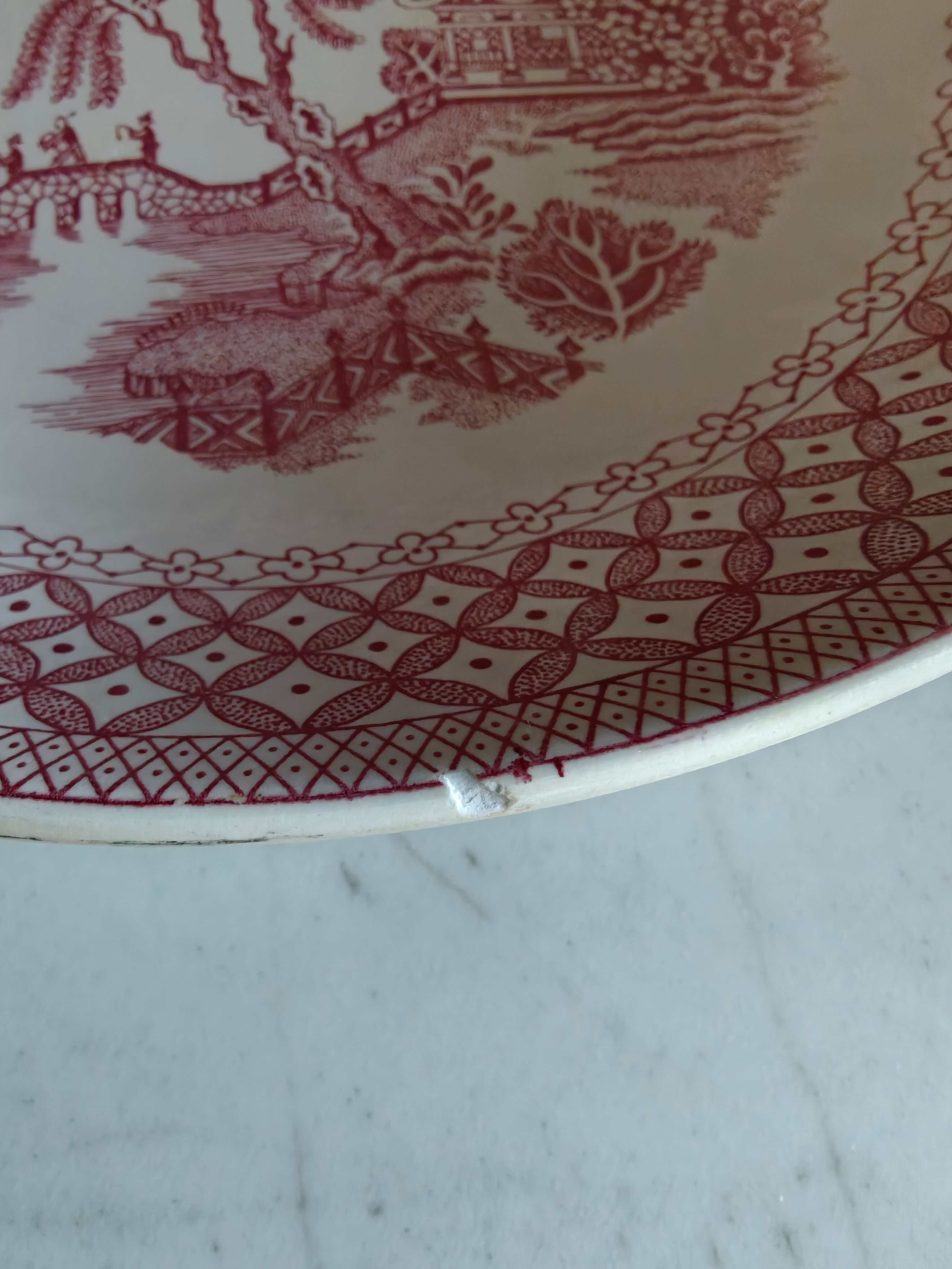 Shallow dish