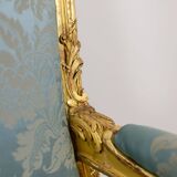 Salon de style Louis XV à chassis en bois doré. Circa 1880.