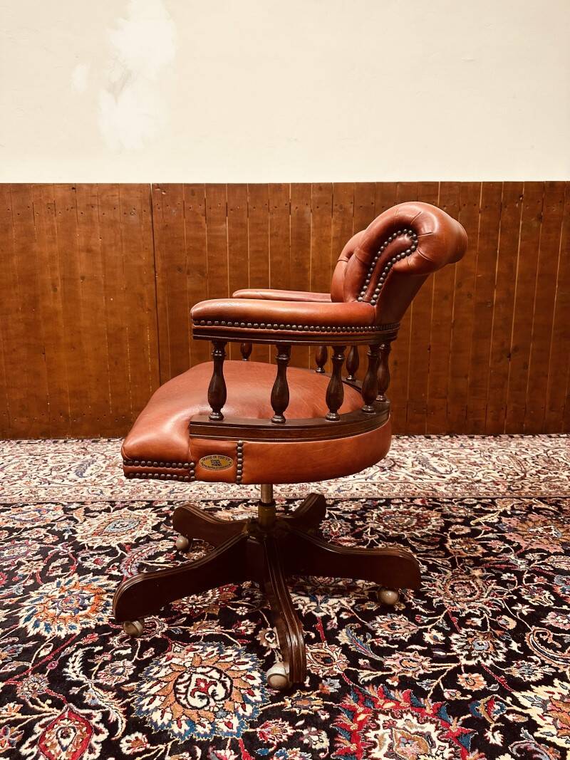 Chaise de bureau anglaise Westminster Chesterfield Captain Chair