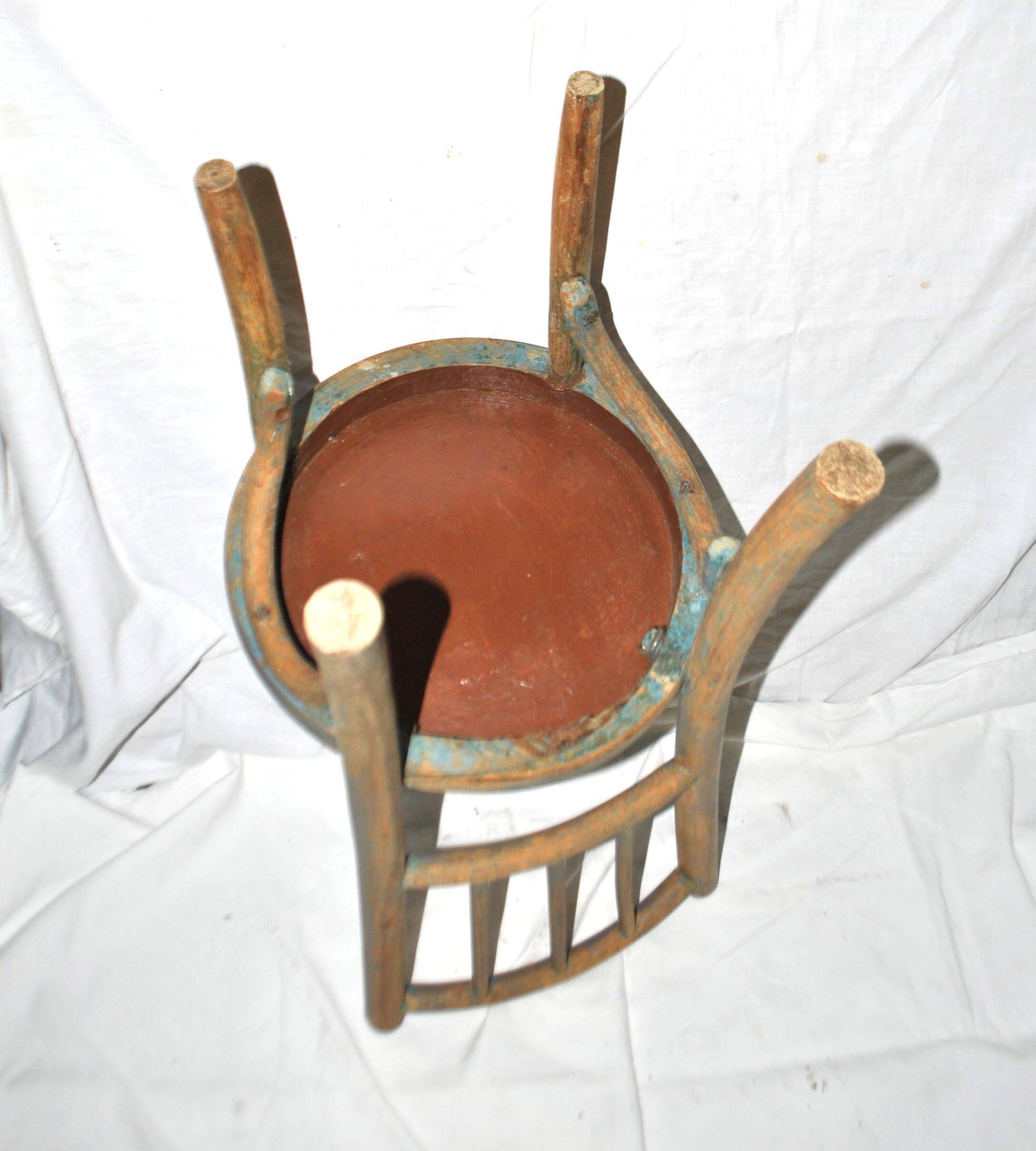 Child's bistro chair in curved turned wood, Fischel Thonet style, 1950.