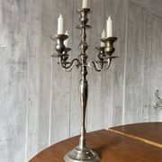 Grand vintage chandelier