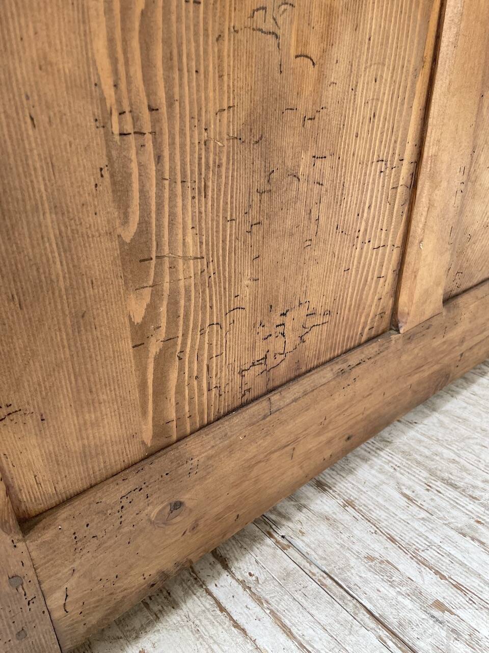 Oak and pine counter 1950