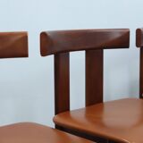 Ensemble de 6 chaises Luigi Vaghi en bois massif et cuir, ANCIENNES années 1970