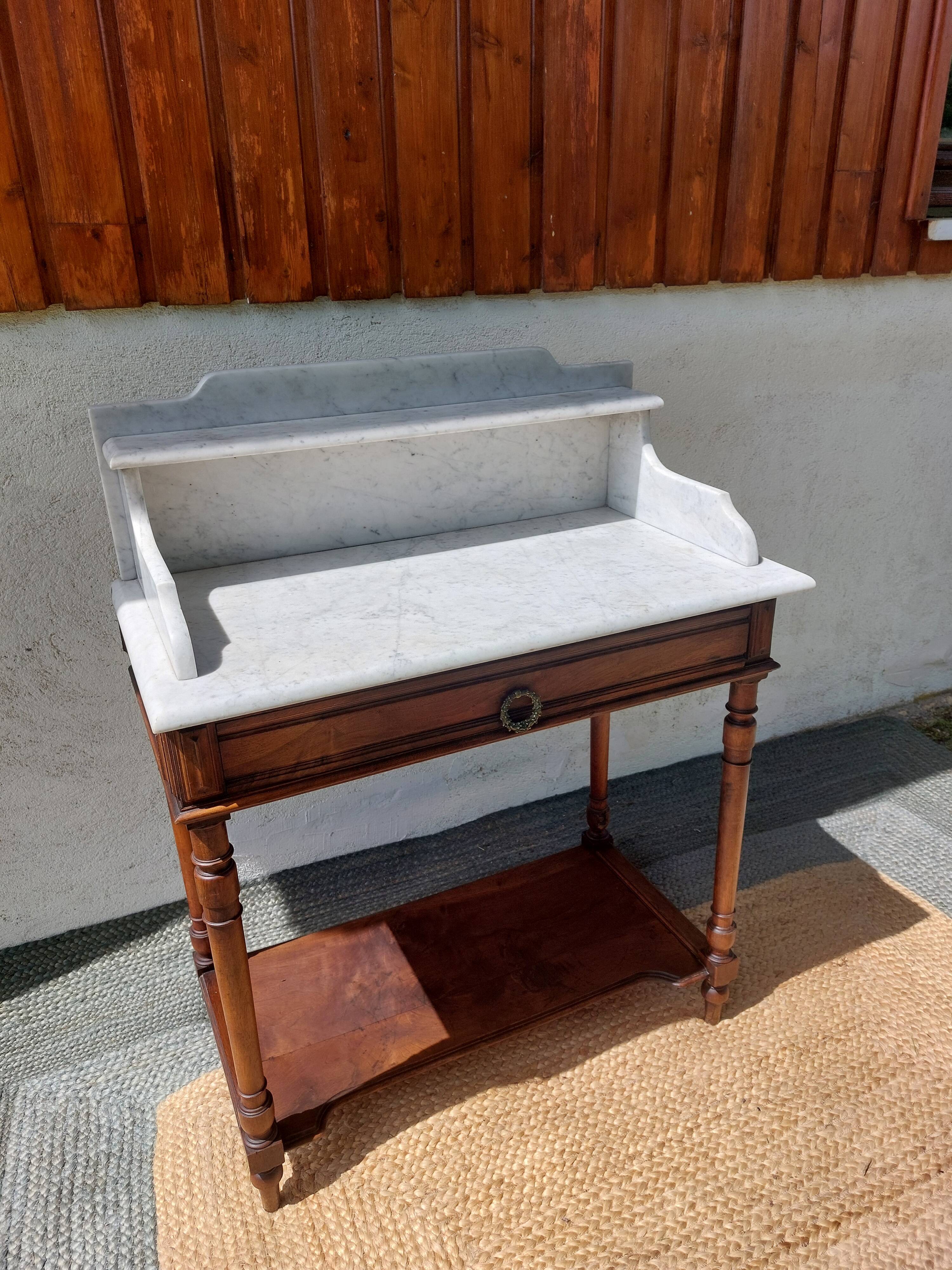 white marble dressing table, dressing table
