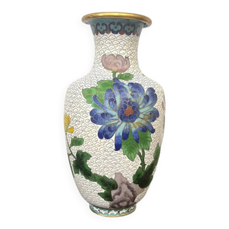 Vase cloisonné motif floral