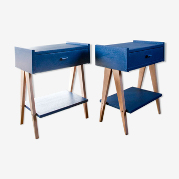 Pair of bedside tables with compass feet