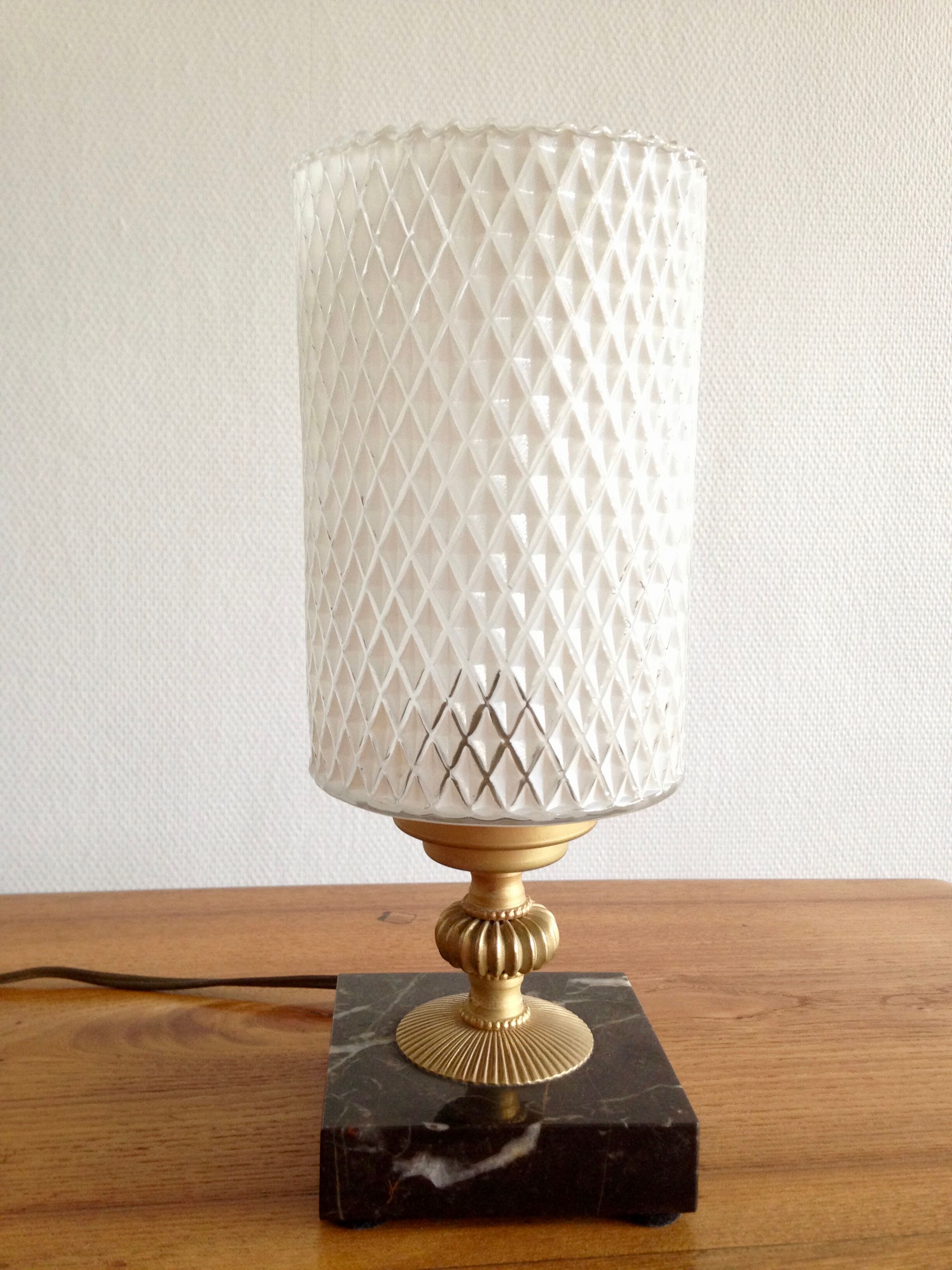 Pair lamp of nightstands in marble, brass and glass Harlequin