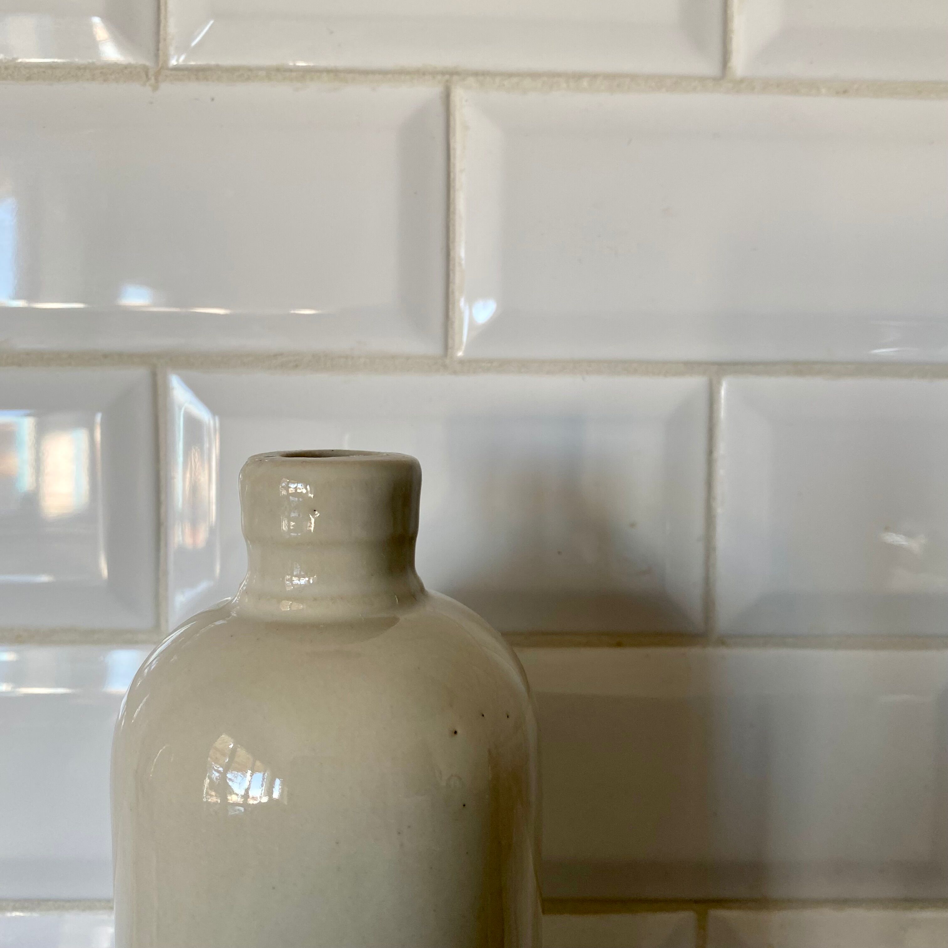 Bottle in stoneware soliflore