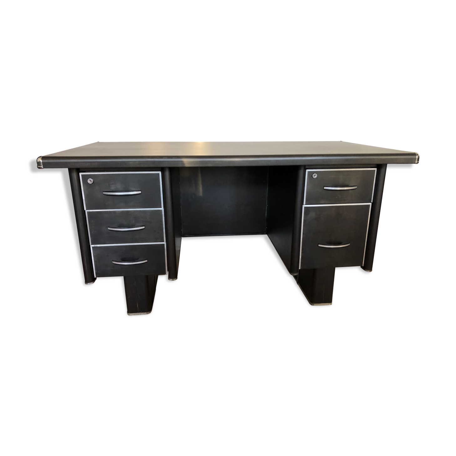 Renovated industrial desk 60s