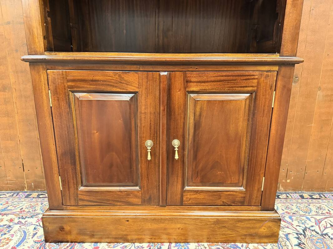 Classical English Bookcase