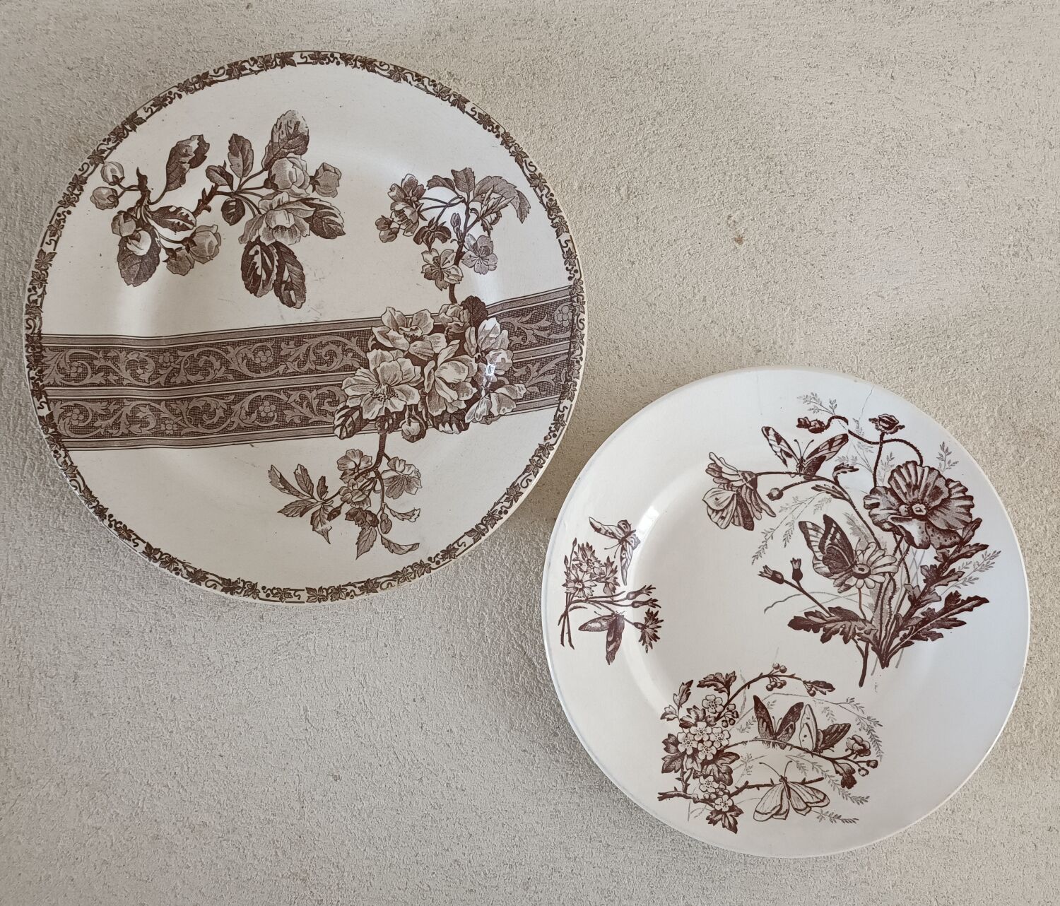 2 plates earth of iron E. Bourgeois and Salins