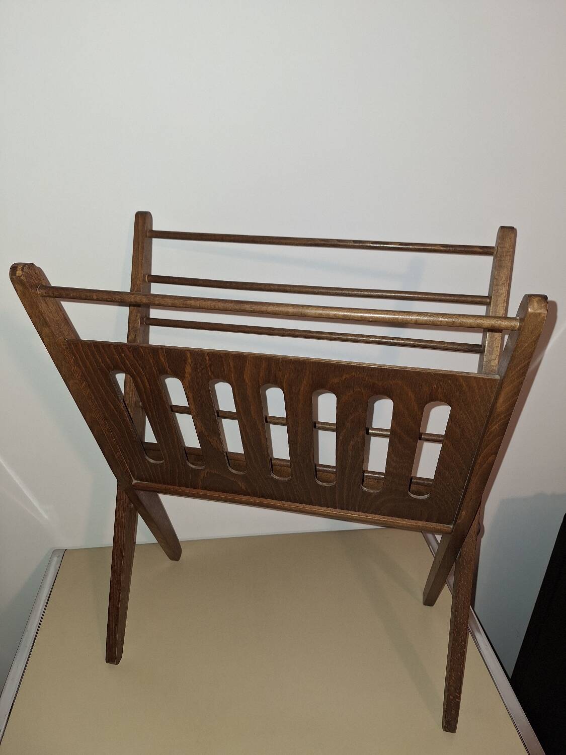 Scandinavian cees braakman magazine holder