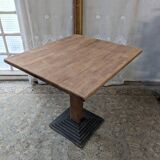 Bistro table in wood and metal