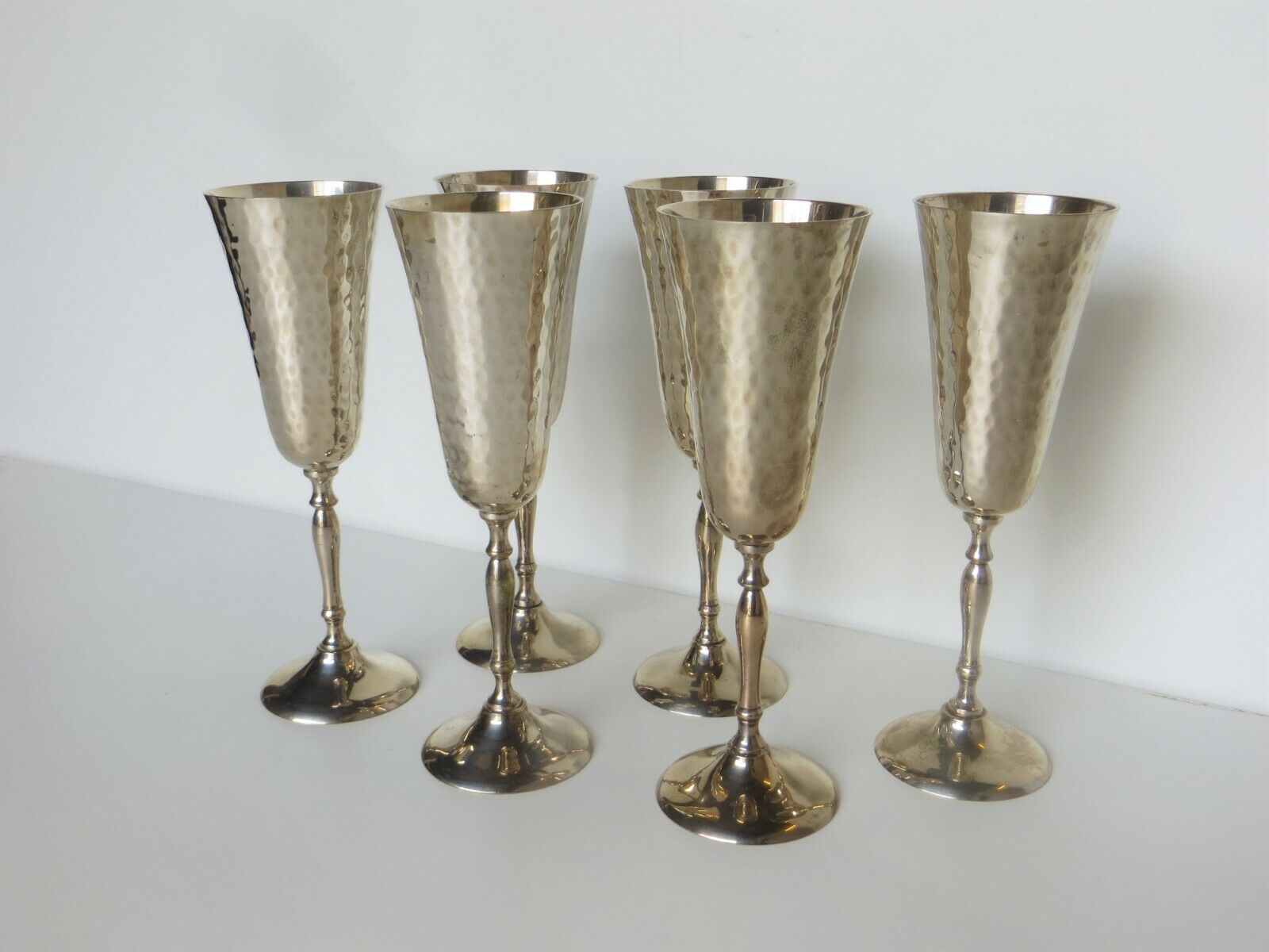 6 champagne flutes