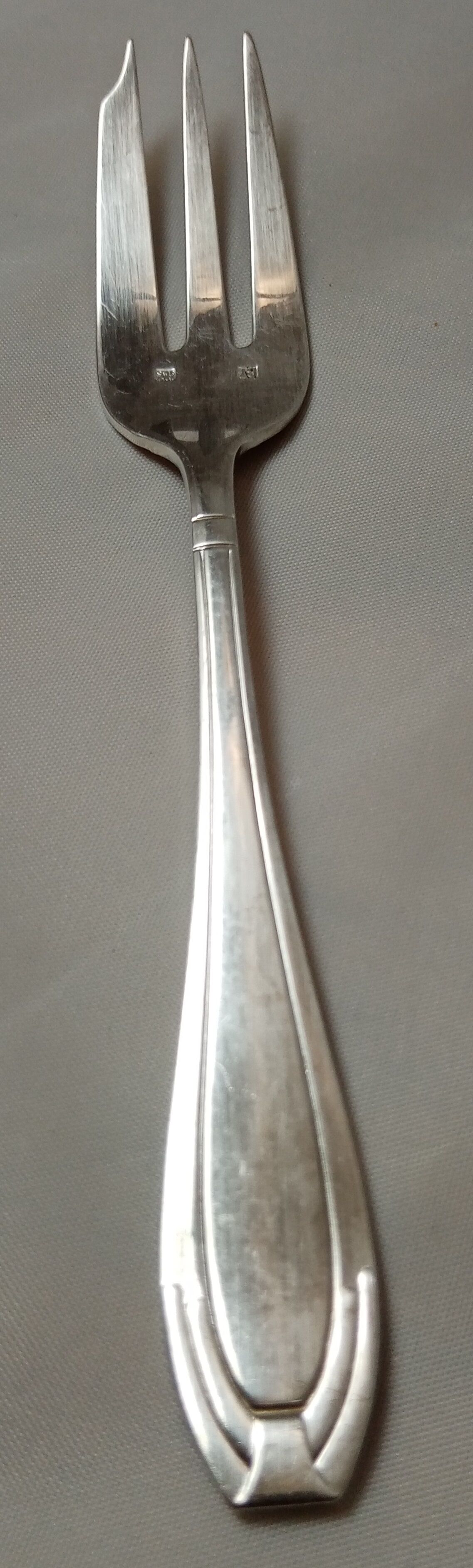Suite 12 dessert forks silver metal era art deco