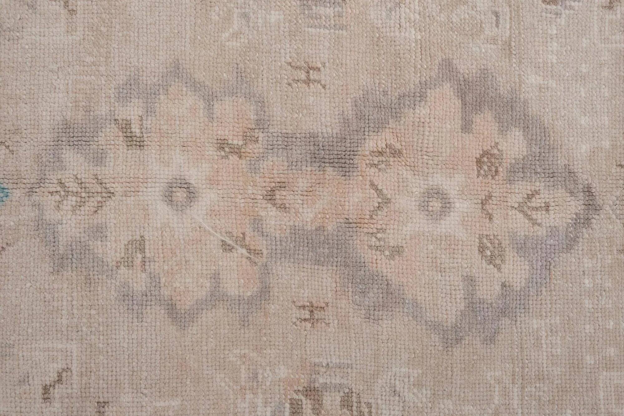 Vintage Turkish handmade rug 181x270 cm