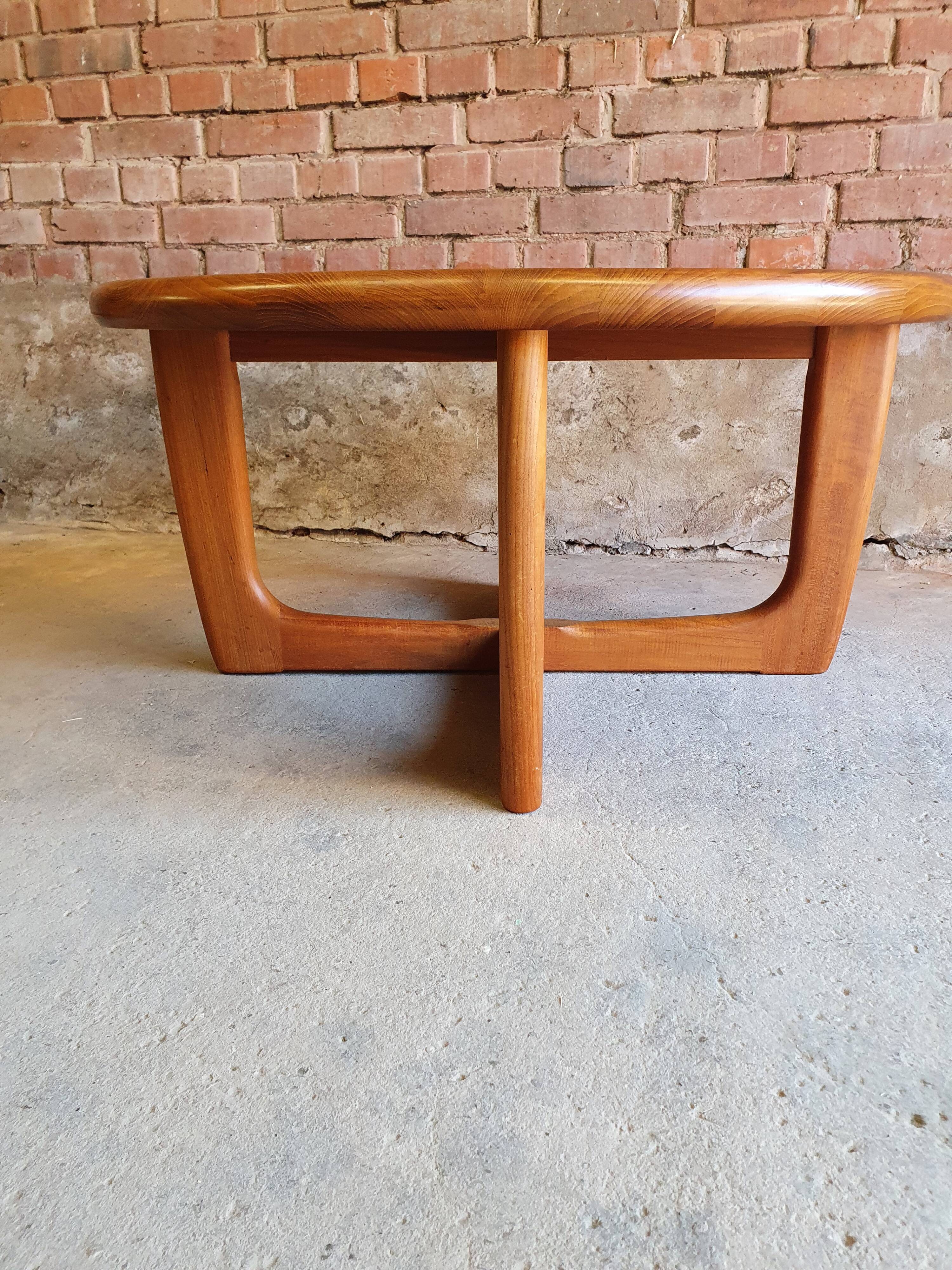 Teak coffee table Niels Bach, Denmark 1970