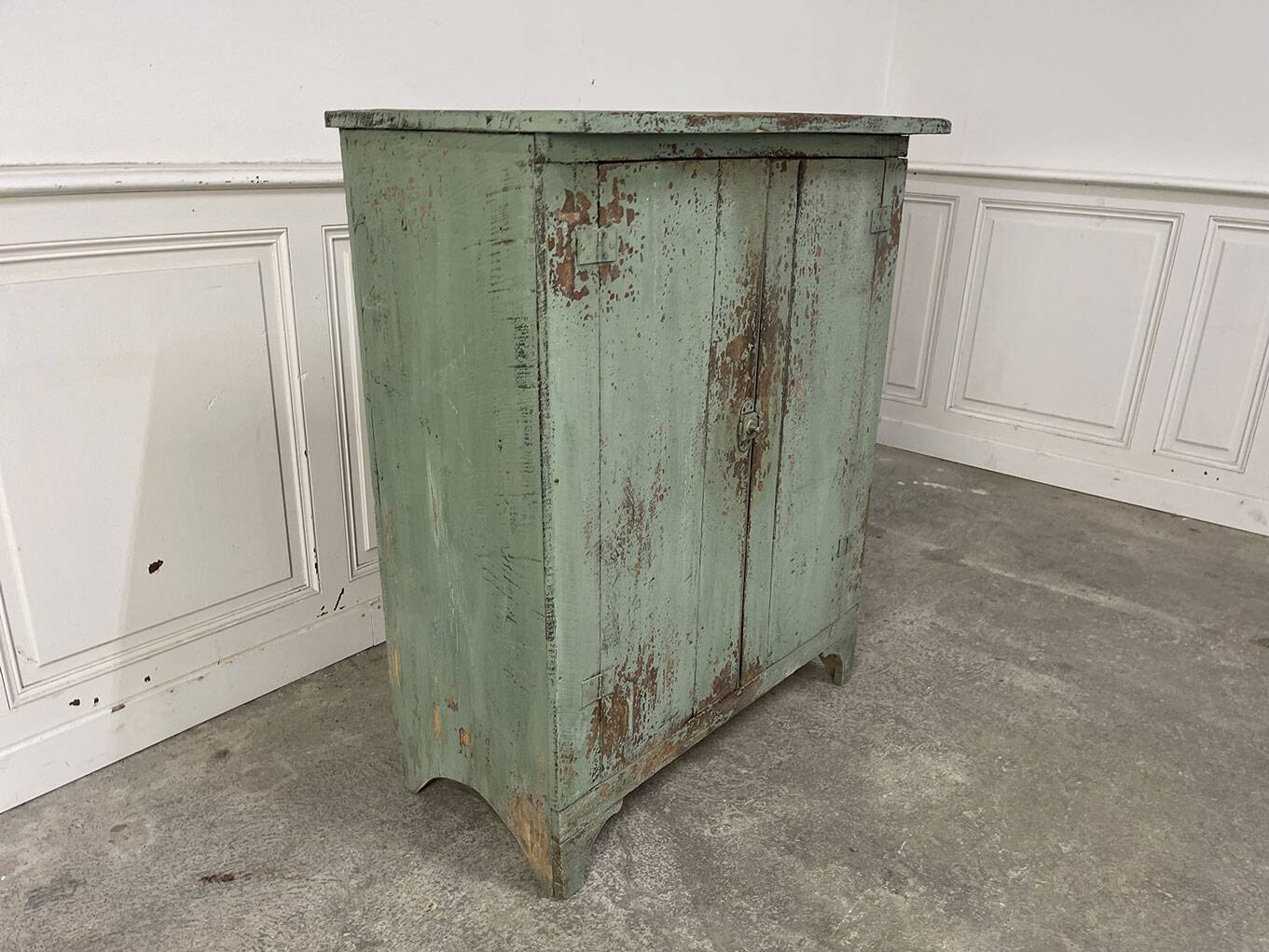 Parisian buffet 1900 greenish-blue patina