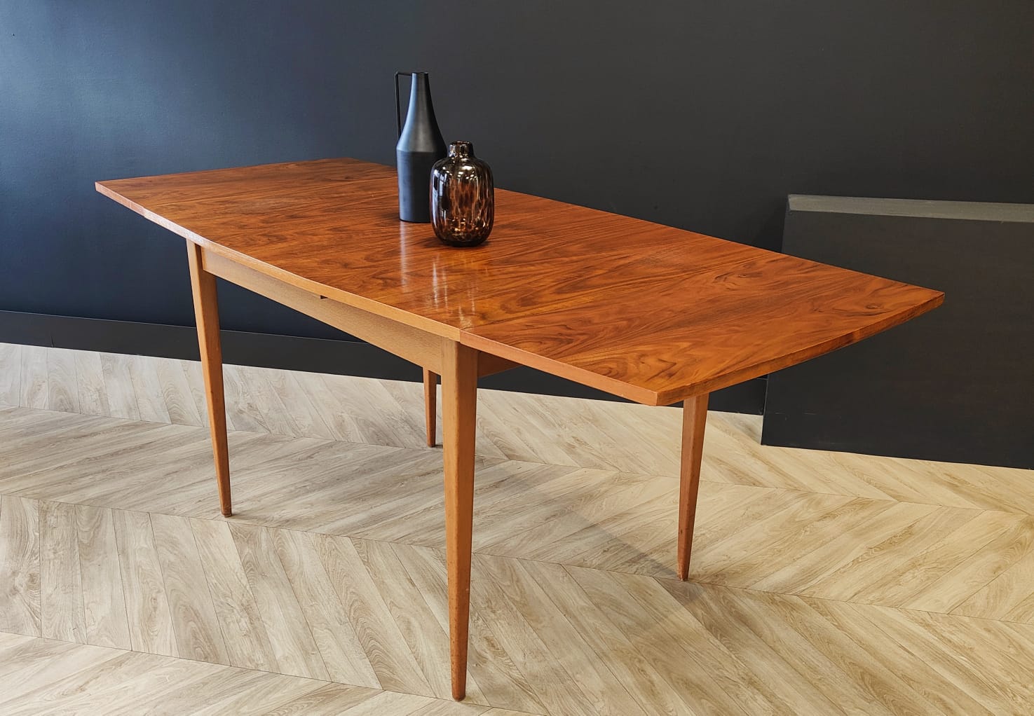 Mid century dining table vintage - extendable